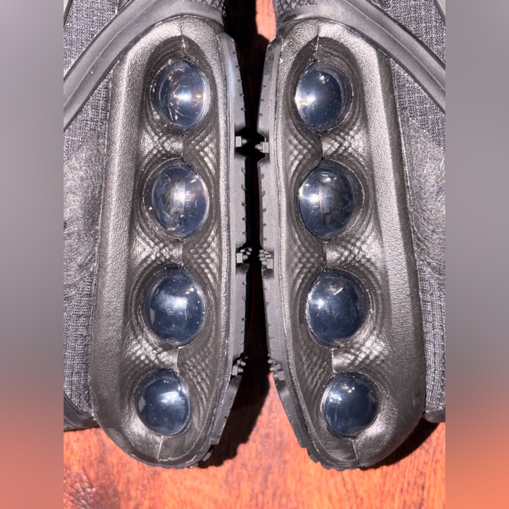 Nike size 15 air maxes - Picture 9 of 11